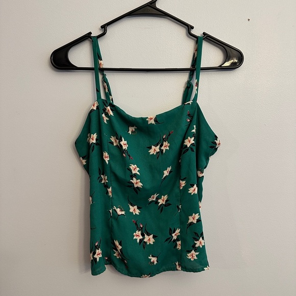 Astr Tops - Astr The Label Floral Fitted Camisole NWOT